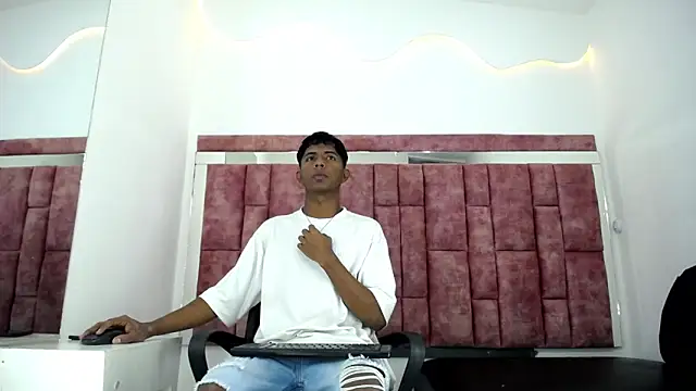 Mick storm online show from March 2026 07:29:01 PM