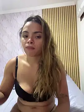 safadinhaquenteW online show from February 2026 03:00:02 AM