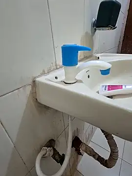 crawlerdrill online show from November 2025 02:43:02 AM