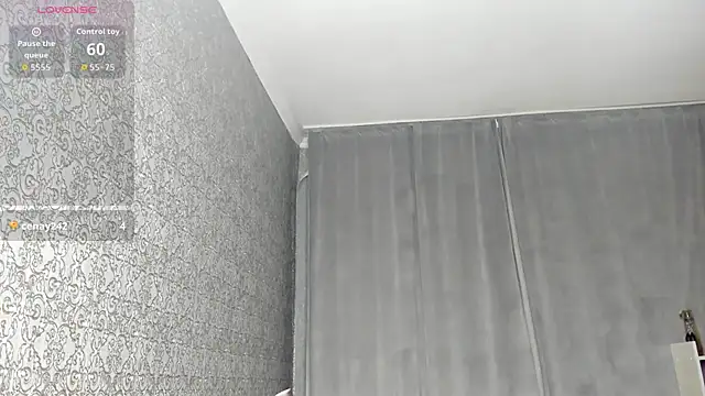 ElisSweety online show from November 2025 01:28:01 AM