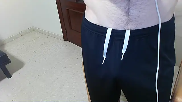 ZorroRomeo online show from October 2025 04:29:01 PM