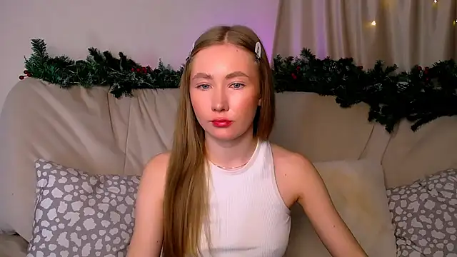 EllyColins online show from December 2025 03:02:01 AM