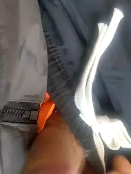 szabi1995 online show from November 2025 07:42:02 AM