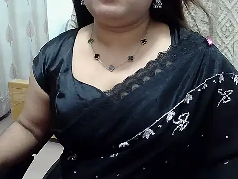 Snapshot of SexyRani2000 chatting on June 2026 07:11:01 PM SexyRani2000 online show from June 2026 07:11:01 PM