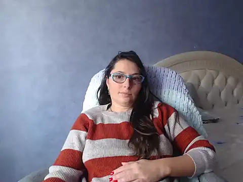 Snapshot of LuckyLisa23 chatting on October 2025 10:30:01 AM LuckyLisa23 online show from October 2025 10:30:01 AM