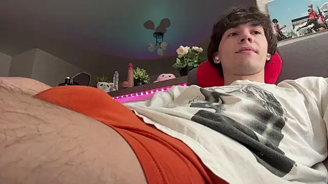 Snapshot of Jeremy1Scott chatting on March 2026 07:59:01 AM Jeremy1Scott online show from March 2026 07:59:01 AM