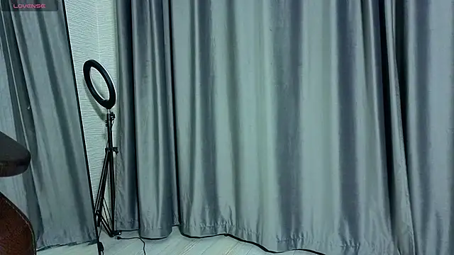 MissPompadure online show from January 2026 08:23:01 PM