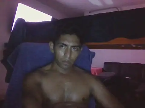 Snapshot of Vatoneza chatting on February 2026 11:26:01 AM Vatoneza online show from February 2026 11:26:01 AM