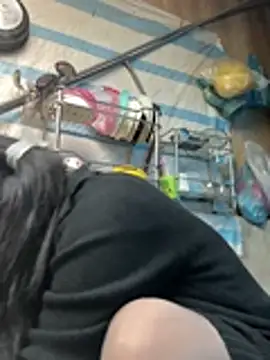 Linh-xxx online show from January 2026 09:46:02 AM