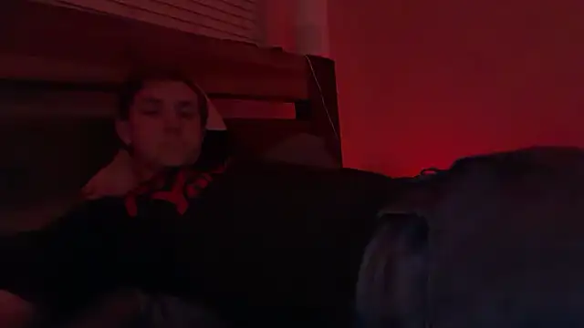 Snapshot of eddieeeeee1232 chatting on November 2025 12:57:02 AM eddieeeeee1232 online show from November 2025 12:57:02 AM