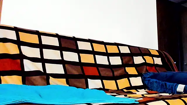 katcum02 online show from April 2026 11:04:02 AM