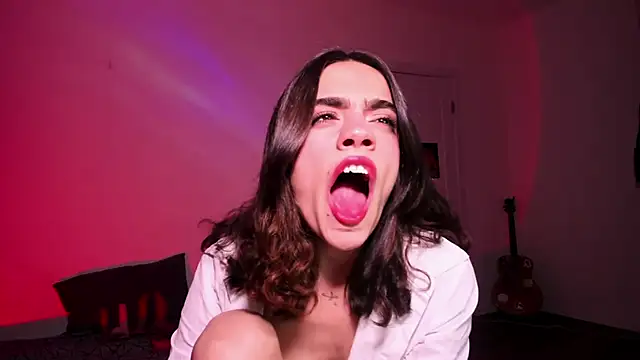 nightfloatt online show from November 2025 02:17:01 PM