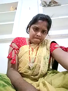 Manya cute online show from October 2025 01:00:02 PM