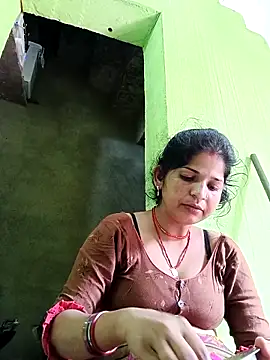 Karishma cute online show from October 2025 07:42:02 AM