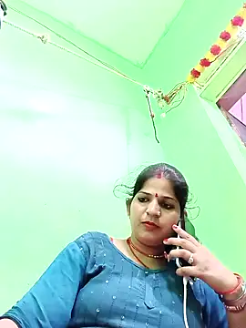 Karishma cute online show from October 2025 10:05:02 AM