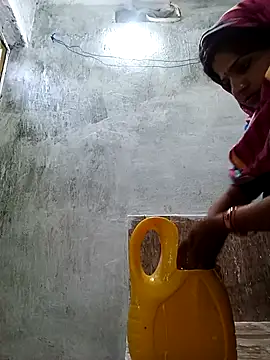 Karishma cute online show from November 2025 01:17:02 AM