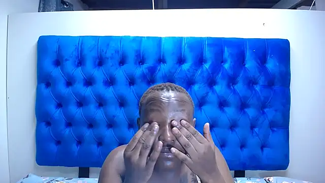 Amberdiamondmmm online show from October 2025 04:13:02 AM