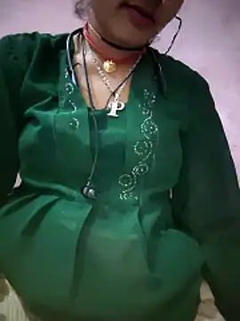 Snapshot of Poonam_medam chatting on November 2025 01:04:01 PM Poonam medam online show from November 2025 01:04:01 PM