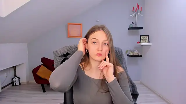 AnneWilsonn online show from April 2026 10:49:02 AM