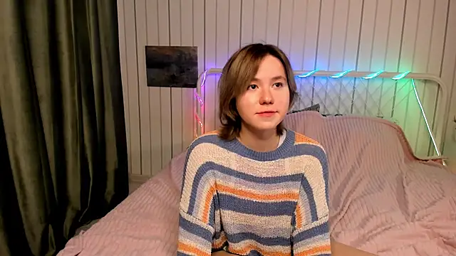 AlisiaEthen online show from December 2025 08:39:01 PM