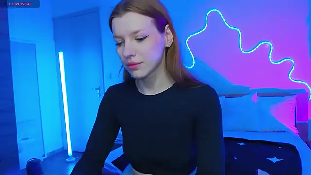 MeganNewCat online show from November 2025 01:44:02 PM