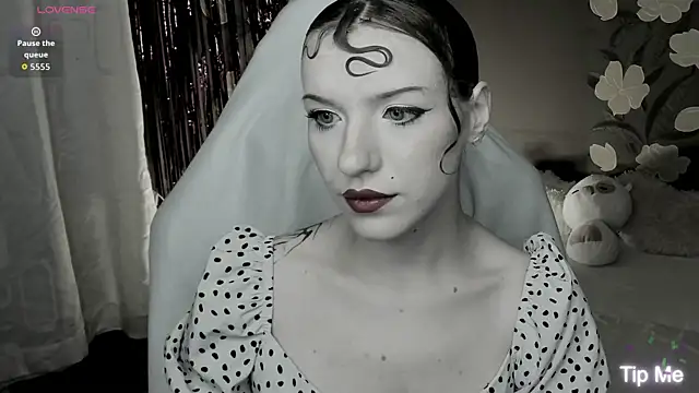 MeganNewCat online show from July 2026 07:27:02 PM