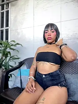 Snapshot of NovaFoxx chatting on October 2025 02:23:02 PM NovaFoxx online show from October 2025 02:23:02 PM