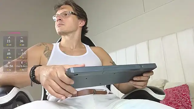 Justin valverde online show from February 2026 08:02:01 PM