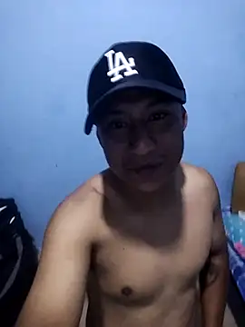 Snapshot of RennySem chatting on October 2025 12:00:01 AM RennySem online show from October 2025 12:00:01 AM