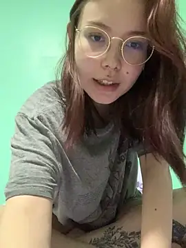 KittyK at online show from October 2025 06:19:02 PM