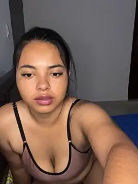 CandyCrazzy07 online show from October 2025 02:18:02 PM