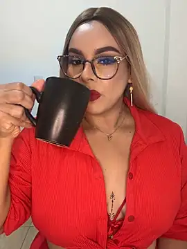 Snapshot of BBWCami_ chatting on October 2025 12:49:02 PM BBWCami online show from October 2025 12:49:02 PM