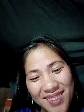 Lyssa-a online show from November 2025 03:33:02 PM