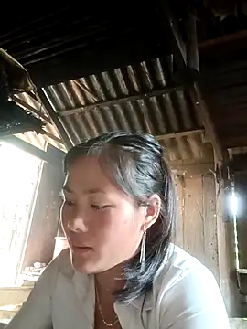 Lyssa-a online show from March 2026 06:18:01 AM