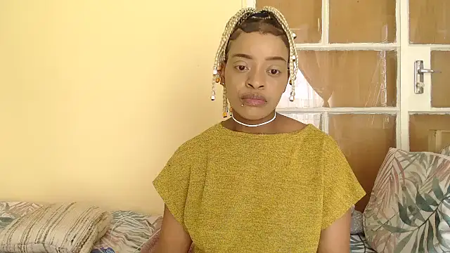 fifiqueen25 online show from December 2025 11:16:02 AM