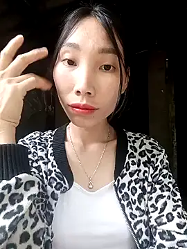 Snapshot of -Kem-01 chatting on October 2025 01:28:02 AM -Kem-01 online show from October 2025 01:28:02 AM