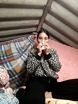 Snapshot of -Kem-01 chatting on November 2025 01:27:01 AM -Kem-01 online show from November 2025 01:27:01 AM