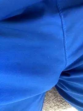 KneelToDaddy online show from October 2025 11:00:02 AM