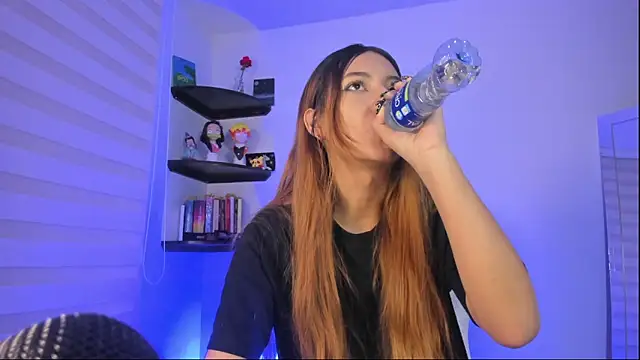 Snapshot of kittyrush_ chatting on November 2025 07:25:02 AM kittyrush online show from November 2025 07:25:02 AM