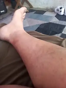 Motoboy100 online show from November 2025 11:32:02 AM