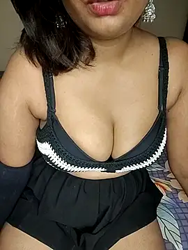 Snapshot of payal_mittal chatting on October 2025 07:49:02 PM payal mittal online show from October 2025 07:49:02 PM