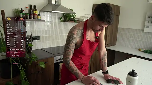 monsieurguitsxxx online show from April 2026 02:17:02 PM