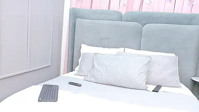 NaughtyHally  online show from March 2026 12:09:01 PM