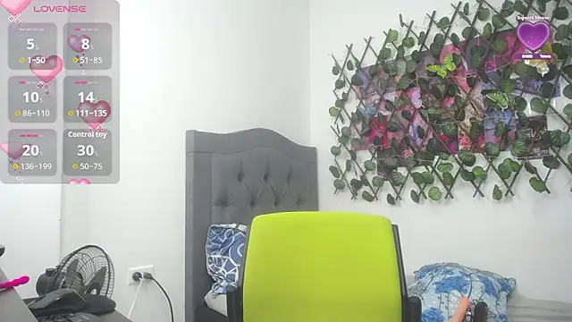 issa bella18 online show from October 2025 03:09:02 AM