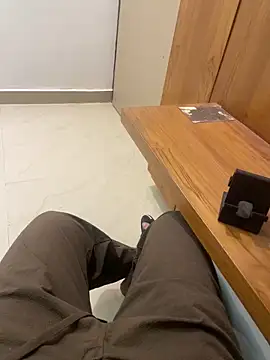 Notme 09 online show from November 2025 02:49:02 PM