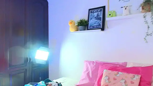  TiniWild online show from November 2025 01:00:02 PM