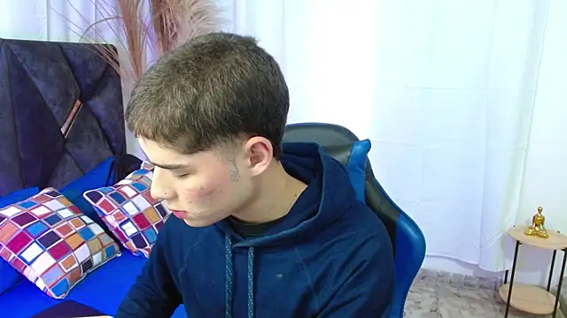 Mattass18 online show from November 2025 01:45:01 PM