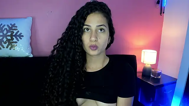 Snapshot of fernanda317 chatting on November 2025 12:00:02 AM fernanda317 online show from November 2025 12:00:02 AM