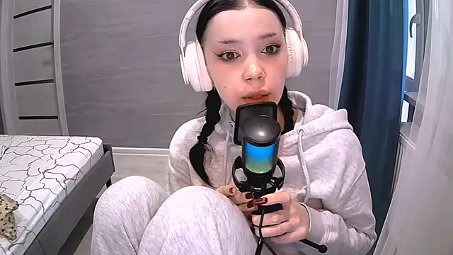 AnabelStar online show from October 2025 11:57:02 AM
