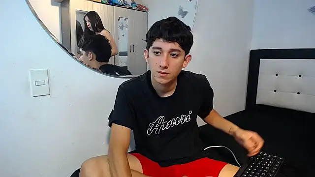 Dravith Valery online show from November 2025 06:37:01 AM